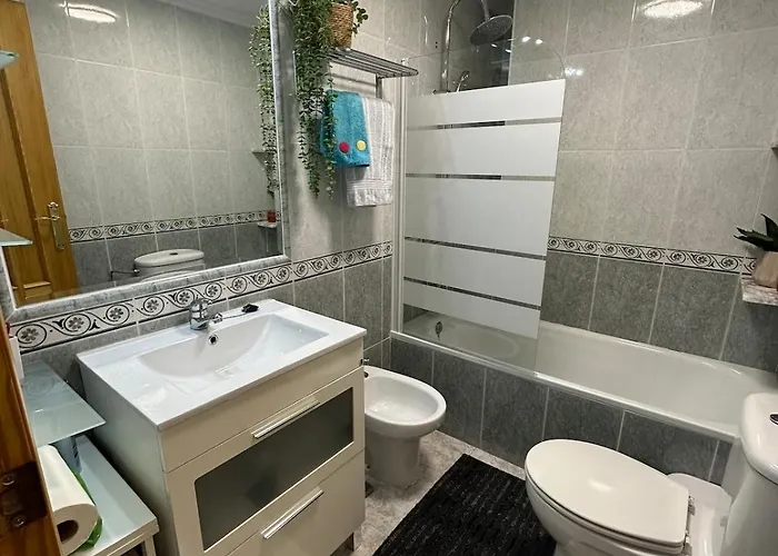 Playa Del Cura Luxury * טורבייחה